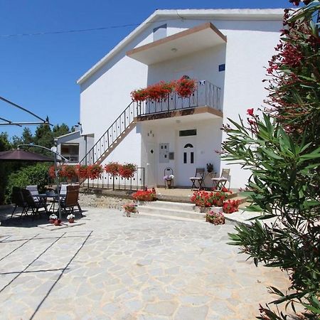 Apartments Stijak-Sorum Malinska Exterior foto